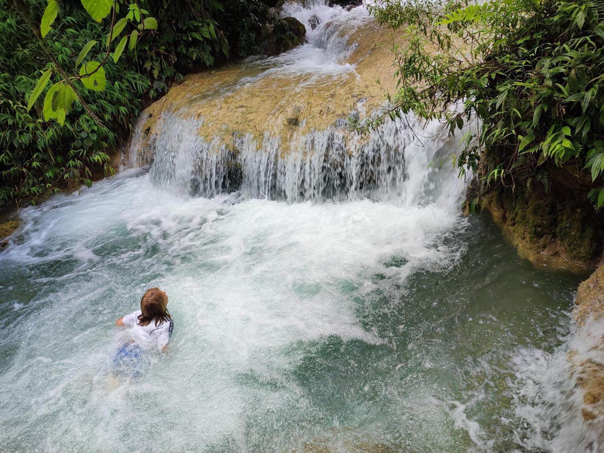 Pu Luong Homestay & Tours Huong Ba Thuoc Exterior photo